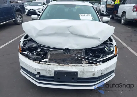 2017 Volkswagen Jetta 1.4T Se z USA, uszkodzony, nr VIN 3VWDB7AJ6HM369446
